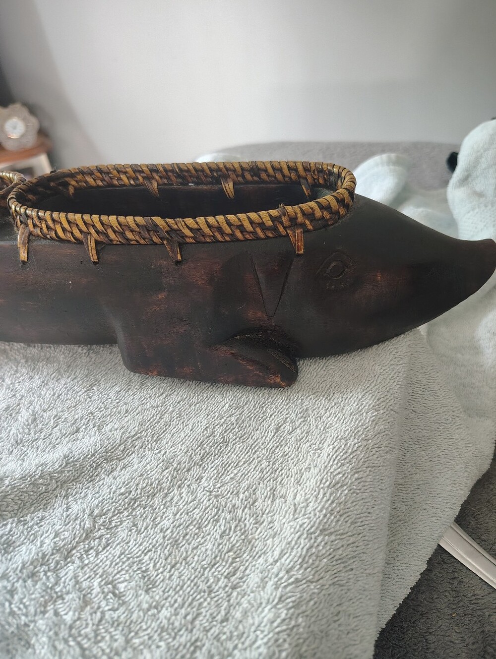 Wooden Pig Planter with Woven Rim - Rustic Brown - Picture 6 of 9